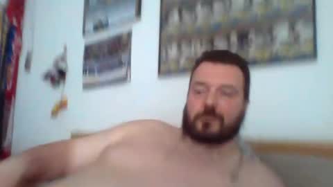 Saschacrow1 online show from April 29, 2026, 4:22 pm
