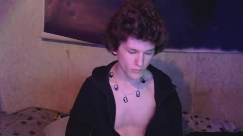 sasha_bb21 online show from May 22, 2026, 8:25 pm