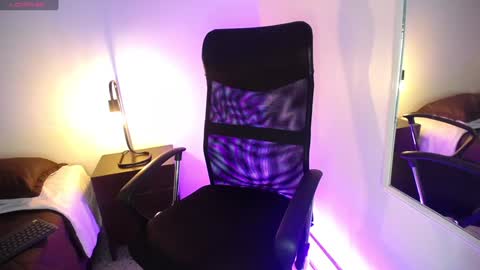 Sasha Brattz online show from January 15, 2025, 2:27 am