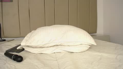 Sasha Brattz online show from February 6, 2025, 7:56 am