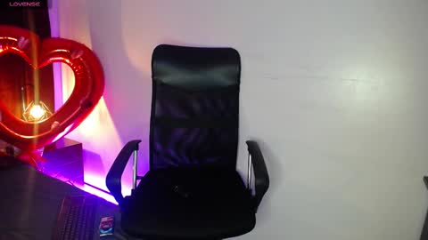 Sasha Brattz online show from February 15, 2025, 5:09 am