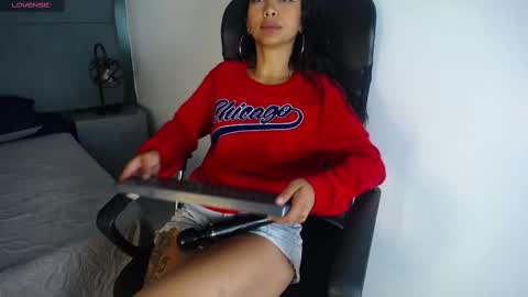 Sasha Brattz online show from February 25, 2025, 2:36 am