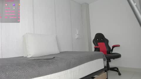 Sasha  online show from December 22, 2025, 4:09 am