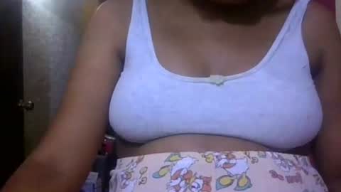 sasha_unlimtd online show from April 5, 2026, 4:09 am