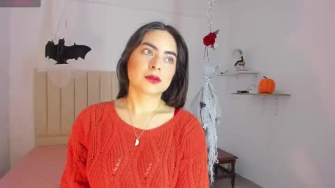 Sashaa online show from October 20, 2025, 11:10 am