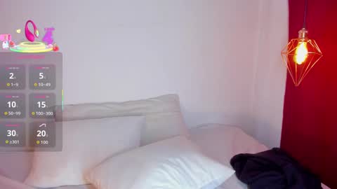 Sashaa online show from November 24, 2025, 11:32 am