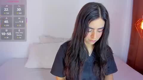 Sashaa online show from November 25, 2025, 11:21 am