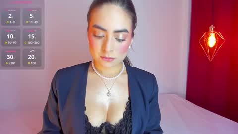 Sashaa online show from November 28, 2025, 11:24 am