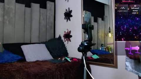 sashafoxy_ online show from June 26, 2026, 7:18 pm