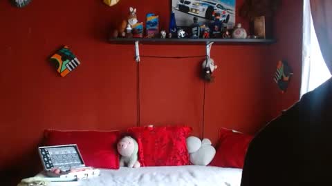 S A S H A R O S E online show from April 11, 2026, 1:59 pm