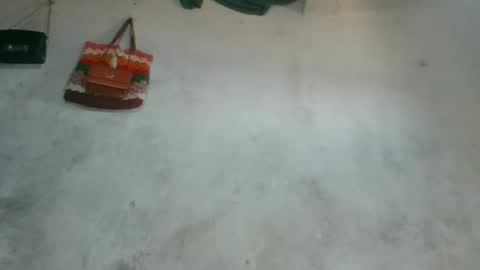 sasivia08 online show from February 22, 2026, 9:19 am