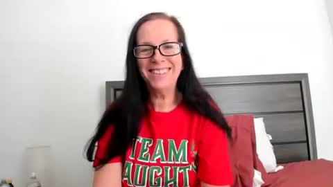 Sassiest Peach Goddess online show from November 28, 2025, 2:31 pm