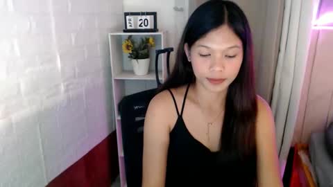 sassy_kimmyy online show from April 27, 2026, 1:09 pm