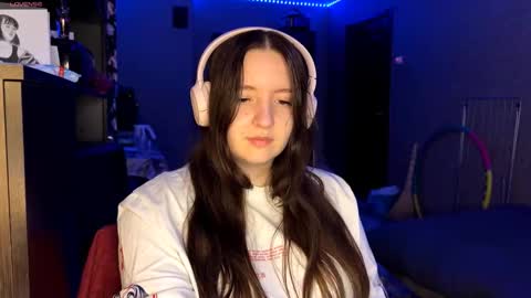 Marmulka or Mary online show from November 26, 2025, 5:25 pm