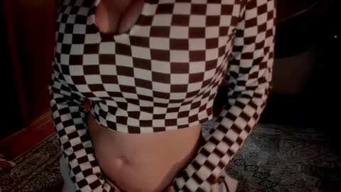 Snapshot of sassy_xyou chatting on December 13, 2024, 7:10 pm Ms. Oh online show from December 13, 2024, 7:10 pm