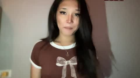 Sassygirl online show from April 1, 2026, 12:00 am