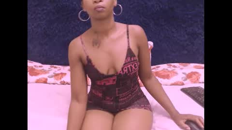 sasyylissaa online show from December 9, 2024, 6:57 pm