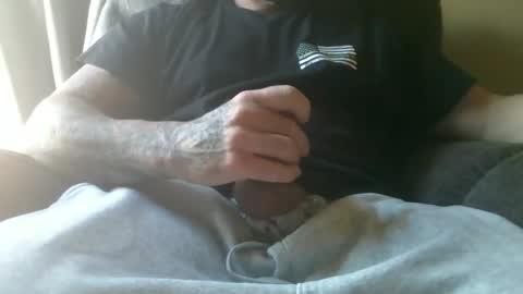 satinpantys online show from November 22, 2025, 7:35 pm