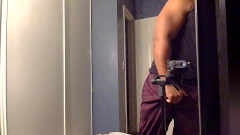 Snapshot of satisfaction01 chatting on November 27, 2025, 1:35 pm satisfaction01 online show from November 27, 2025, 1:35 pm