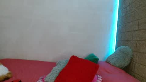 Sativa online show from January 11, 2025, 4:14 pm