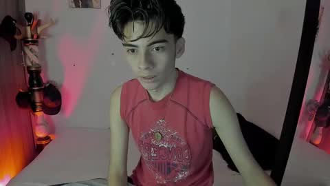 satosh_y online show from January 11, 2025, 2:52 am