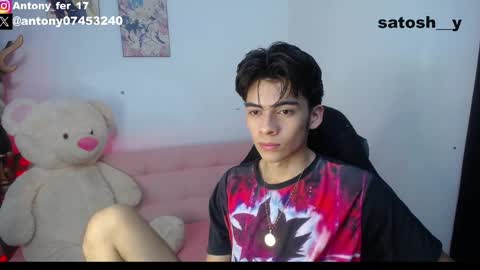 satosh_y online show from January 29, 2025, 2:51 am