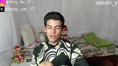 satosh_y online show from September 25, 2025, 2:48 am