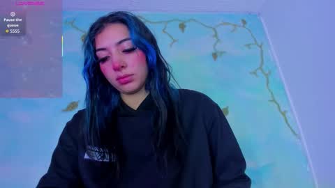 Saturnooo online show from December 2, 2025, 1:11 am