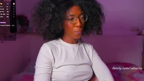 Snapshot of saturno_vibes chatting on October 24, 2025, 9:28 am saturno_vibes online show from October 24, 2025, 9:28 am