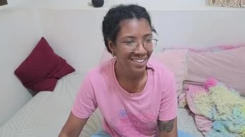 Snapshot of saturno_vibes chatting on February 24, 2026, 9:29 am saturno_vibes online show from February 24, 2026, 9:29 am