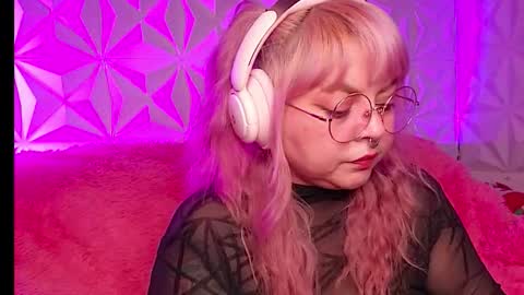 Gina George online show from January 13, 2026, 12:49 am