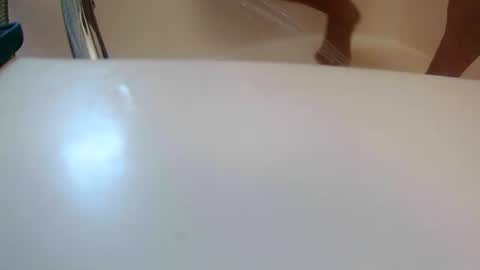 Snapshot of saucy_latino chatting on February 28, 2025, 7:46 pm ElVergone online show from February 28, 2025, 7:46 pm