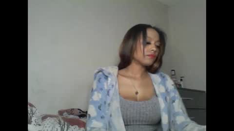 Shaniiice online show from February 17, 2025, 1:36 am