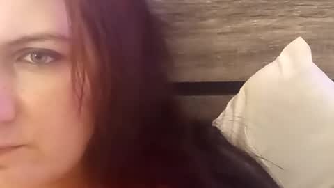 SnowBunny online show from December 23, 2024, 6:22 am