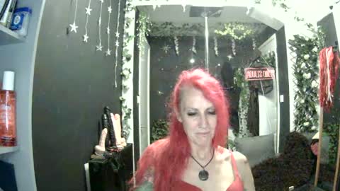 Snapshot of saucysky chatting on July 16, 2026, 10:49 pm SaucySky online show from July 16, 2026, 10:49 pm