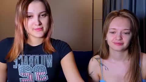 LUNA and ANNA    online show from February 3, 2025, 2:02 pm