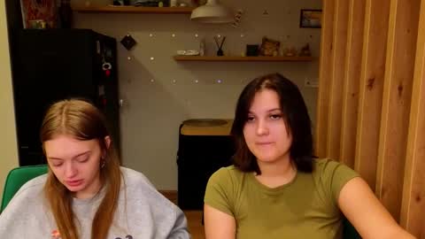 LUNA and ANNA    online show from October 15, 2025, 3:12 pm