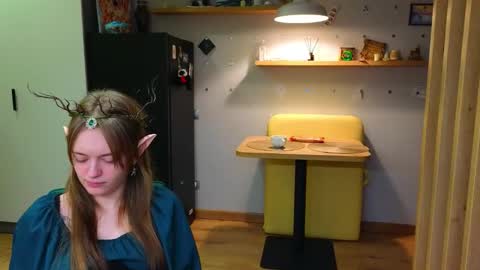 LUNA and ANNA    online show from October 31, 2025, 2:51 pm