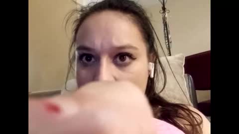 Snapshot of savagerager chatting on October 12, 2025, 10:25 am SavageRager online show from October 12, 2025, 10:25 am