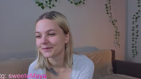 savannahshor online show from December 2, 2025, 8:04 pm