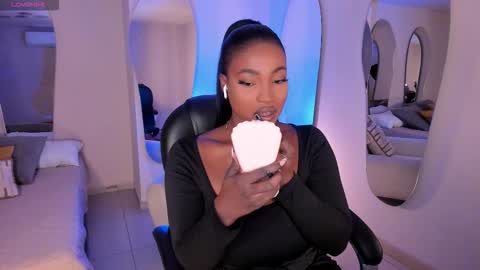 S a v a n n a h  online show from February 15, 2026, 12:14 pm