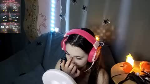 Snapshot of savannasotos chatting on October 31, 2025, 5:47 pm Sophie online show from October 31, 2025, 5:47 pm