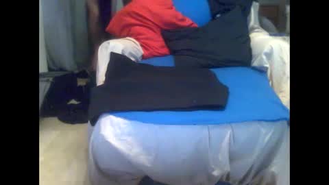 Snapshot of savrow06 chatting on October 26, 2025, 8:09 am savrow06 online show from October 26, 2025, 8:09 am