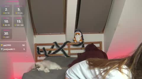 Snapshot of savvye chatting on December 2, 2025, 6:25 pm Sava online show from December 2, 2025, 6:25 pm