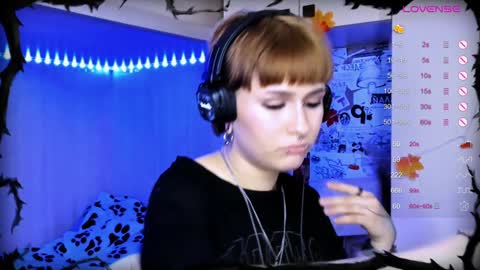 pronoun she. name Mary. age 21. online show from December 16, 2024, 2:15 am