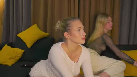 Hello guys our name is Emily Nicole Alice. We are very funny and love to spend time well online show from November 7, 2025, 5:02 pm