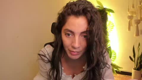 Snapshot of scalertt__steel_ chatting on January 9, 2025, 5:00 pm Venus online show from January 9, 2025, 5:00 pm