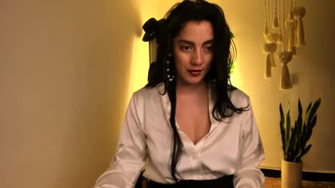 Snapshot of scalertt__steel_ chatting on February 11, 2025, 4:24 pm Venus online show from February 11, 2025, 4:24 pm
