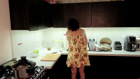 Venus online show from April 20, 2026, 4:43 pm