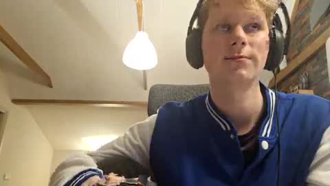 Scarjoris online show from February 20, 2025, 6:46 pm
